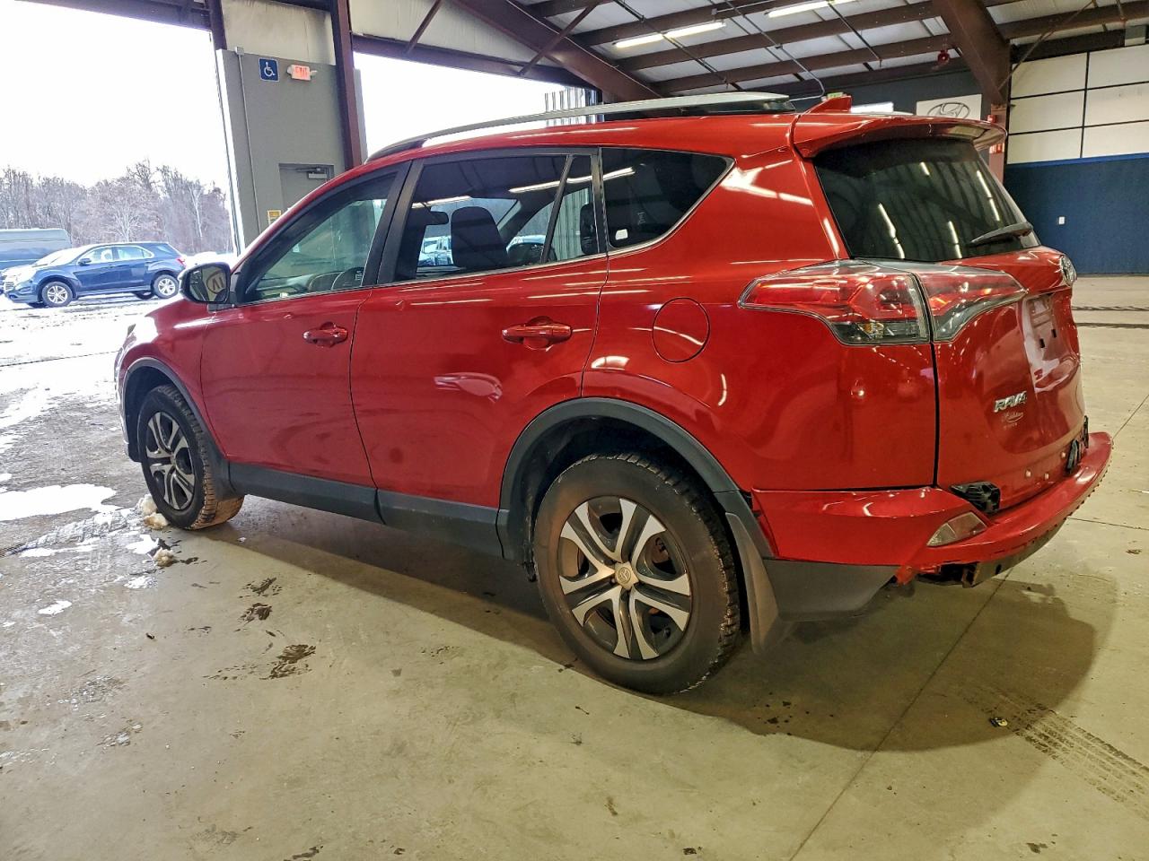 2017 TOYOTA RAV4 LE photo 2