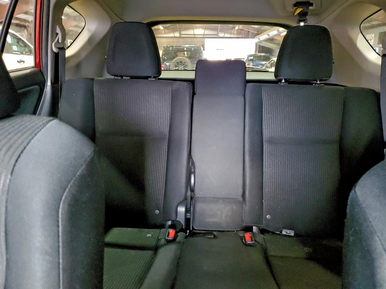 2017 TOYOTA RAV4 LE photo 10