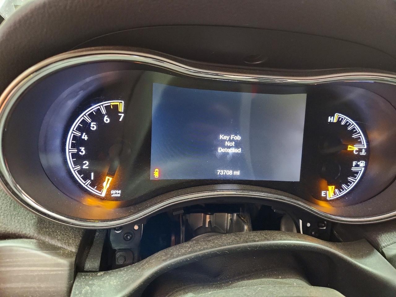 2020 JEEP GRAND CHEROKEE LAREDO photo 9