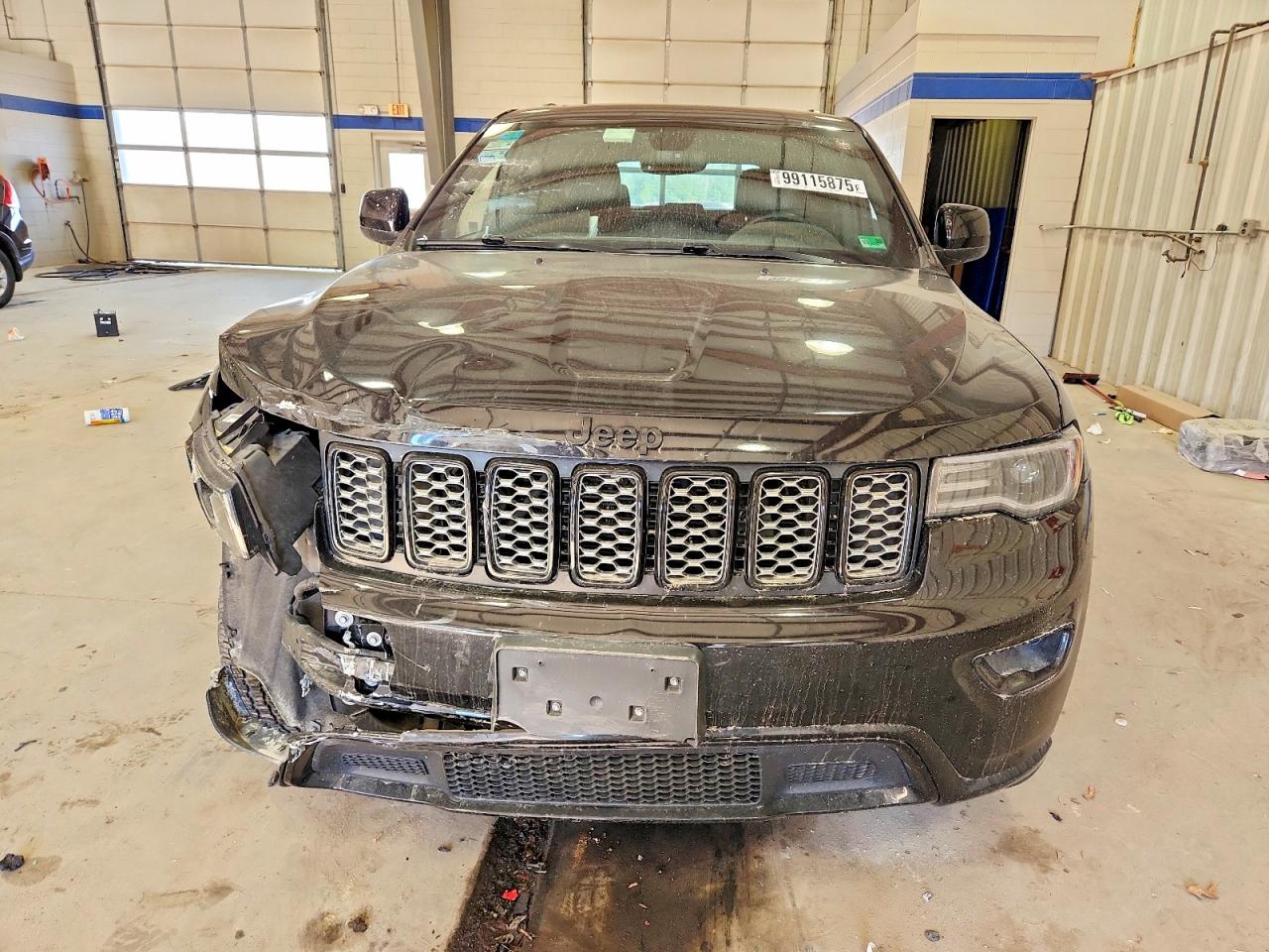 2020 JEEP GRAND CHEROKEE LAREDO photo 5