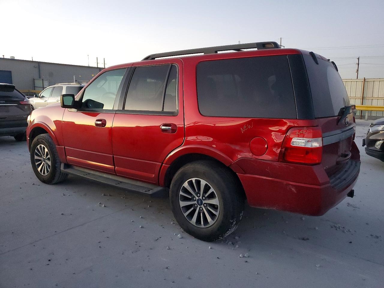 2016 FORD EXPEDITION XLT photo 3