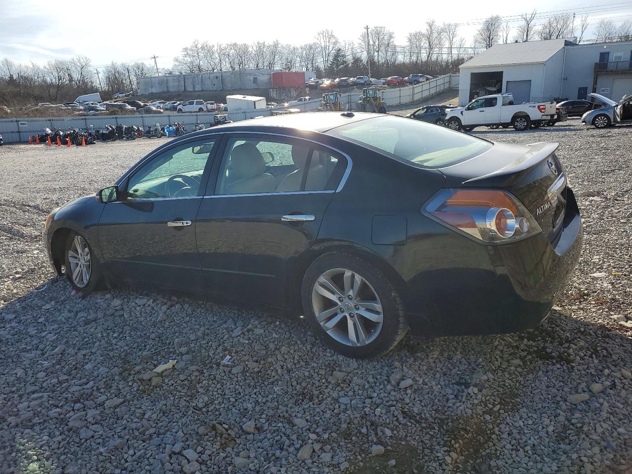 2012 NISSAN ALTIMA SR photo 2