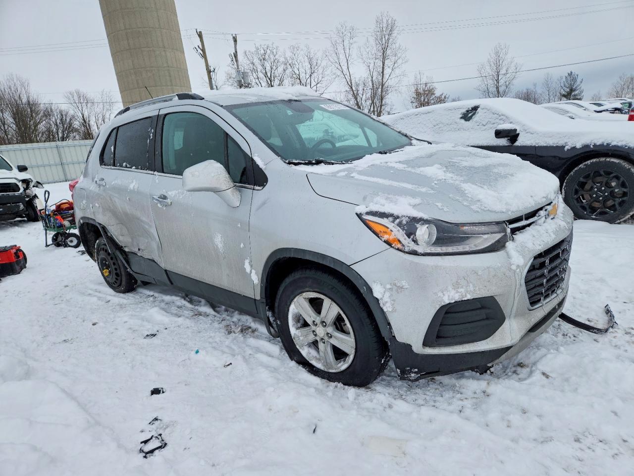 2019 CHEVROLET TRAX 1LT photo 4