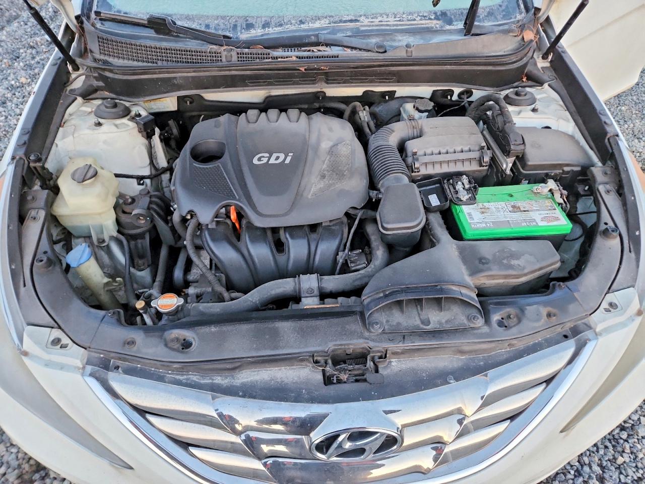 2012 HYUNDAI SONATA SE photo 11