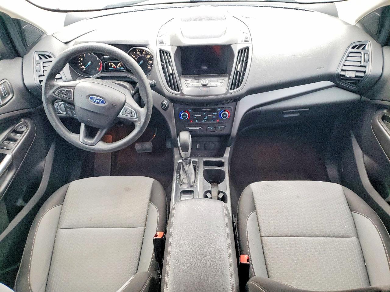 2019 FORD ESCAPE SE photo 8