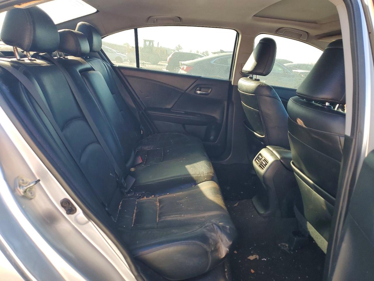 2015 HONDA ACCORD EXL photo 10