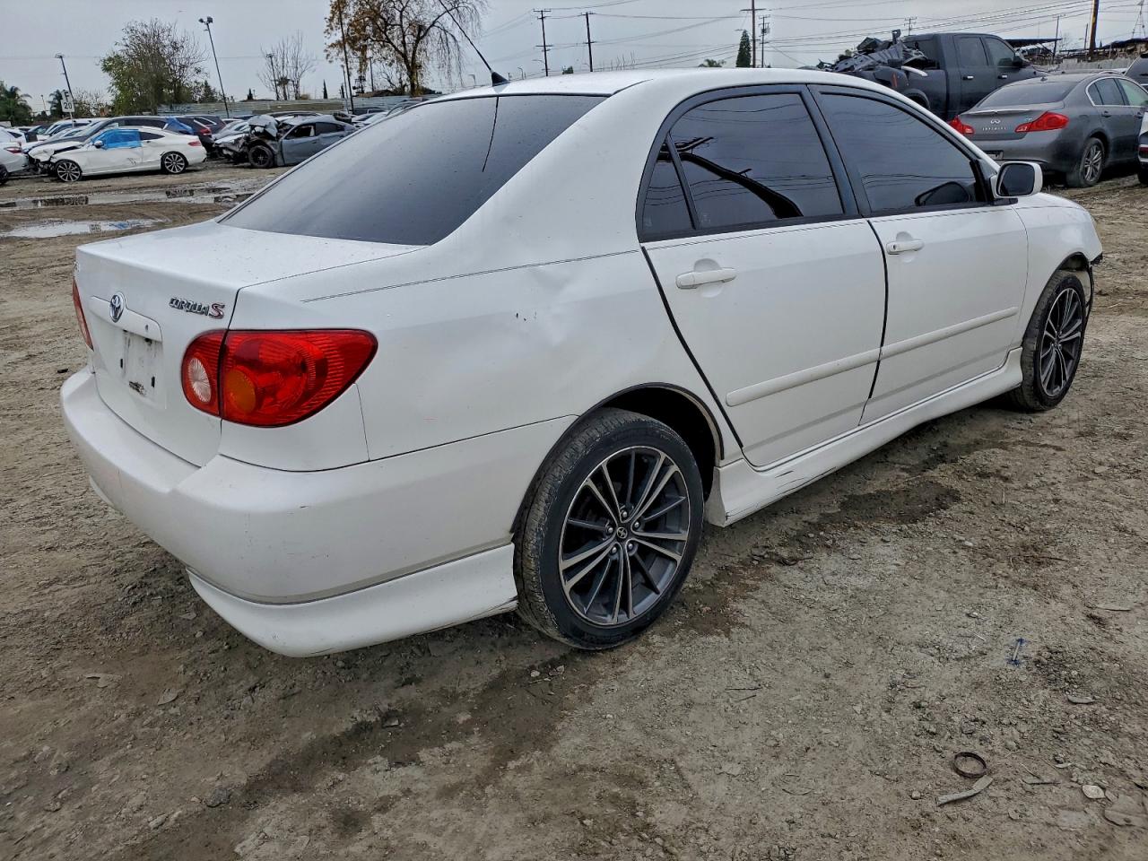 2004 TOYOTA COROLLA CE photo 3