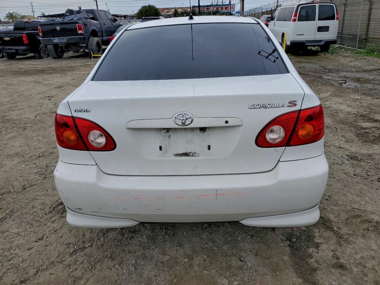 2004 TOYOTA COROLLA CE photo 6