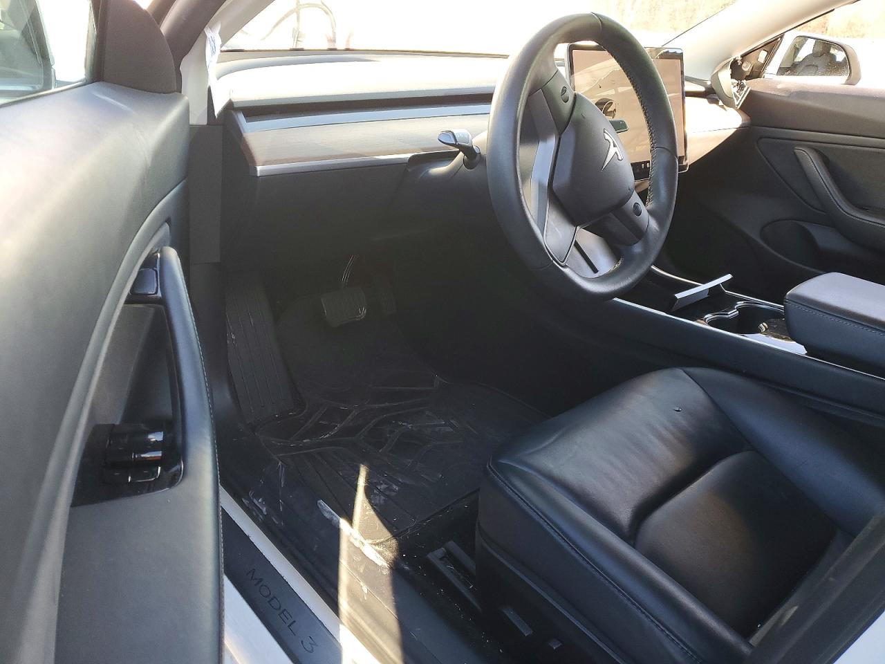 2019 TESLA MODEL 3 photo 8