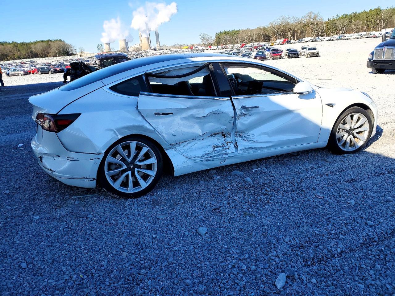 2019 TESLA MODEL 3 photo 3