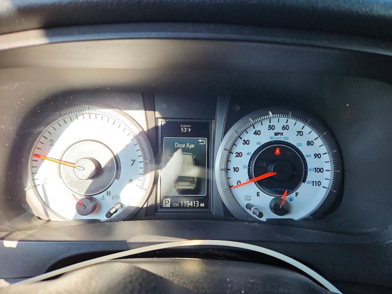 2017 TOYOTA SIENNA SE PREMIUM 8-PASSENGER photo 9