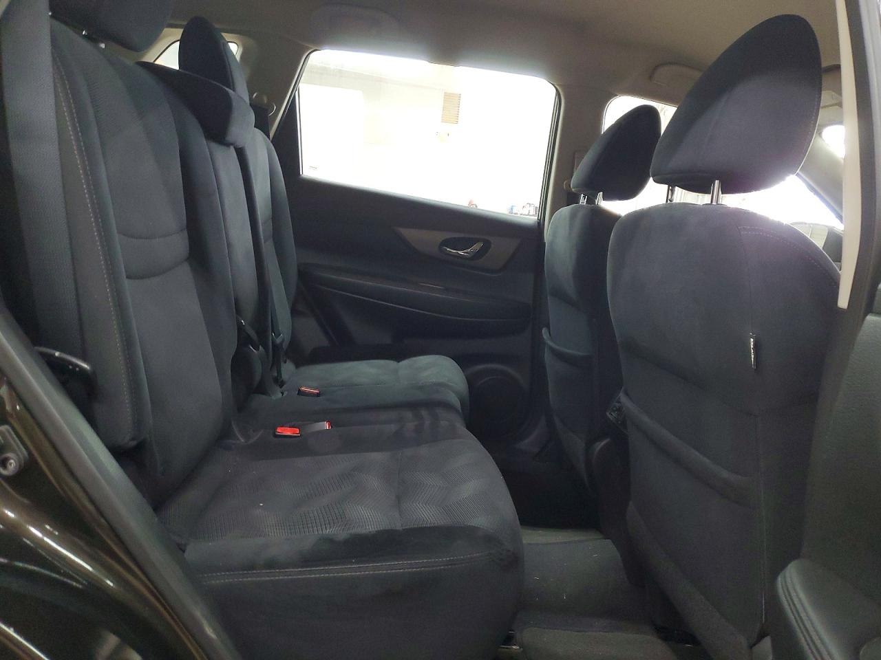 2014 NISSAN ROGUE S photo 11