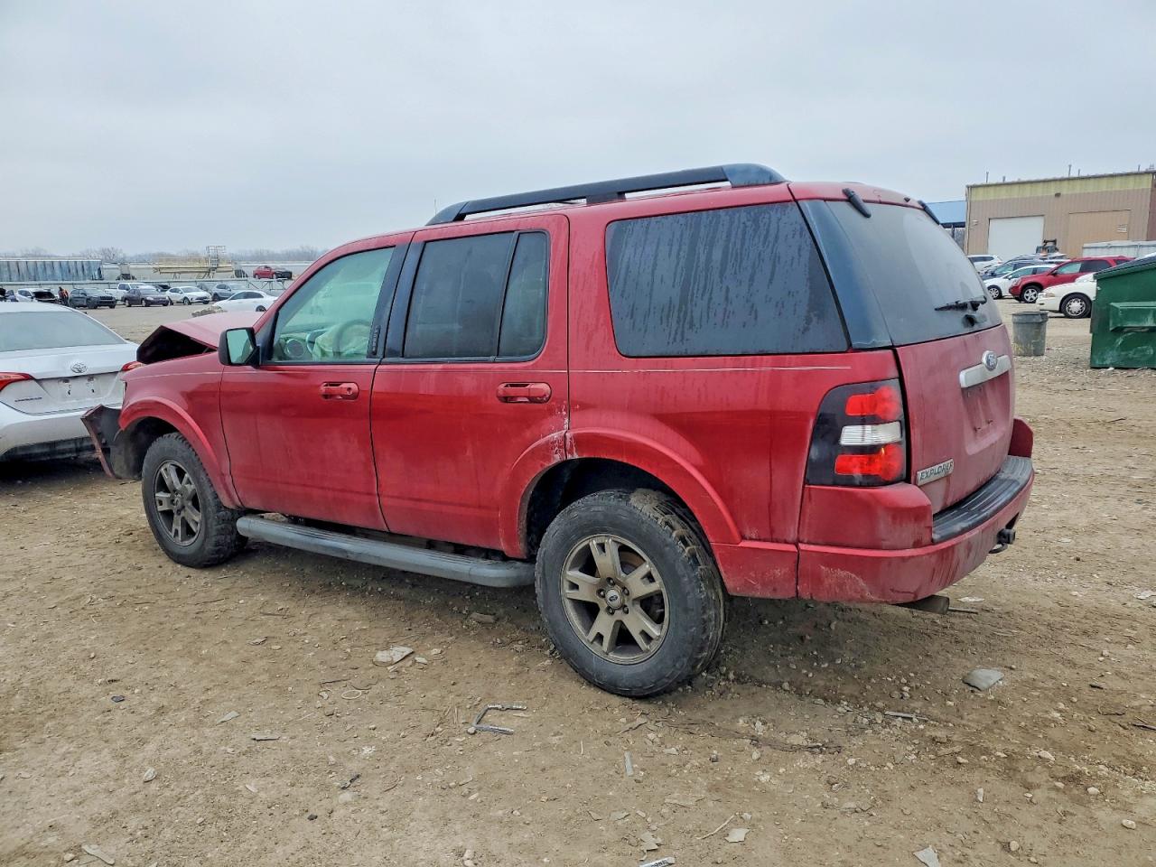 2010 FORD EXPLORER XLT photo 2