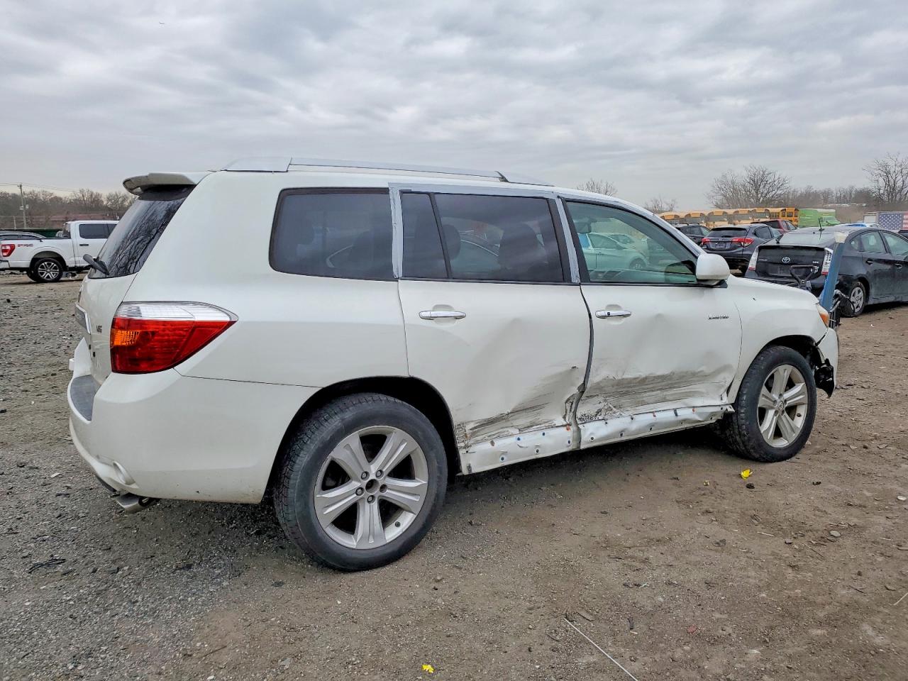 2008 TOYOTA HIGHLANDER LIMITED photo 3