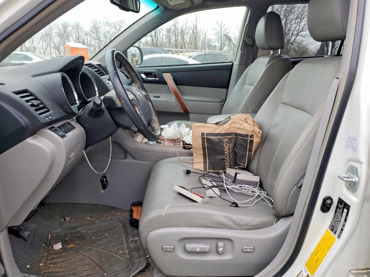 2008 TOYOTA HIGHLANDER LIMITED photo 7