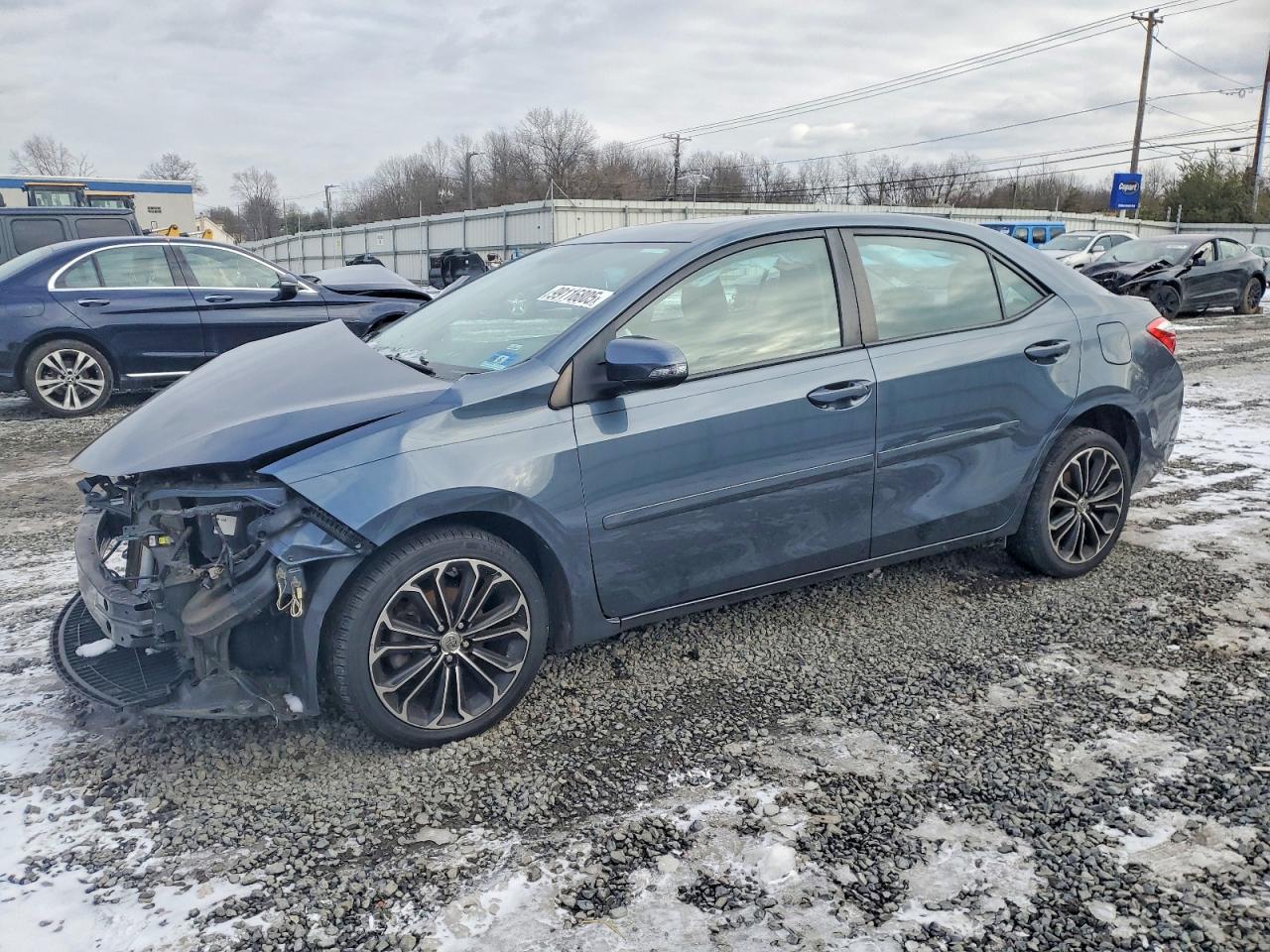 2016 TOYOTA COROLLA