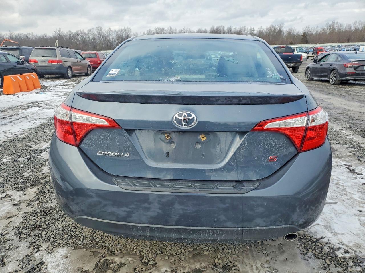 2016 TOYOTA COROLLA photo 6