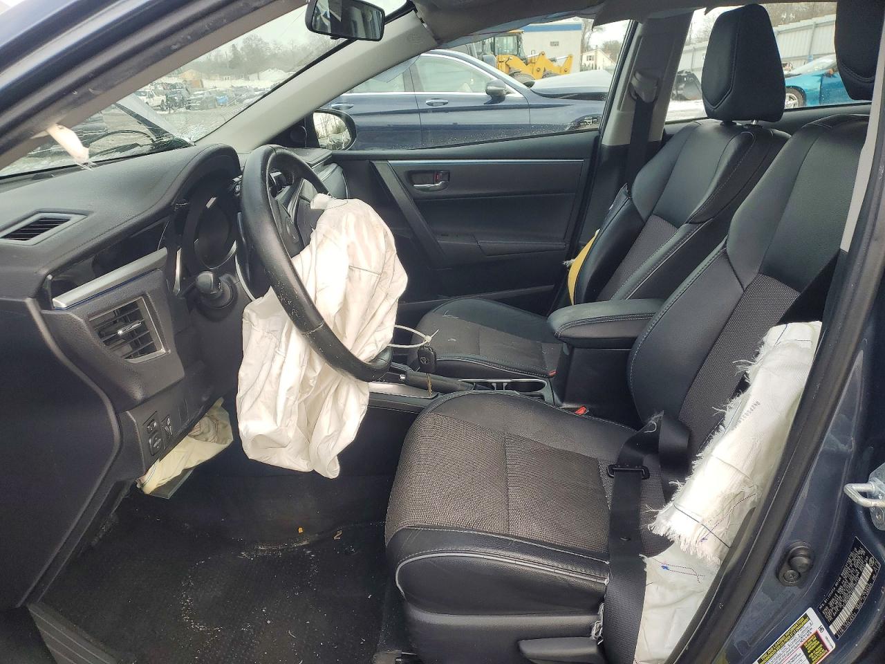 2016 TOYOTA COROLLA photo 7