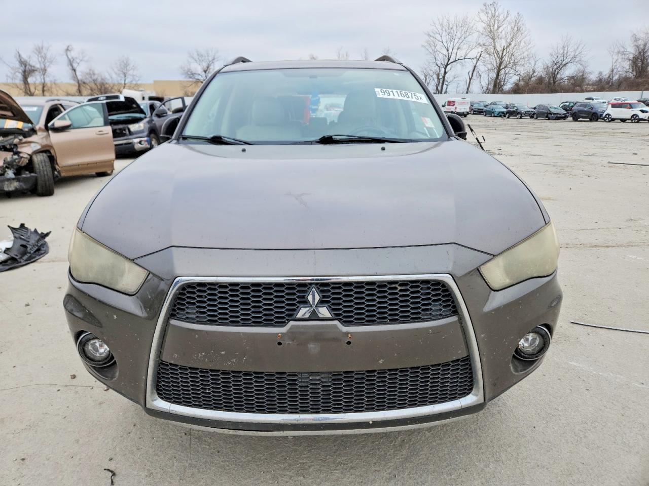 2010 MITSUBISHI OUTLANDER SE photo 9