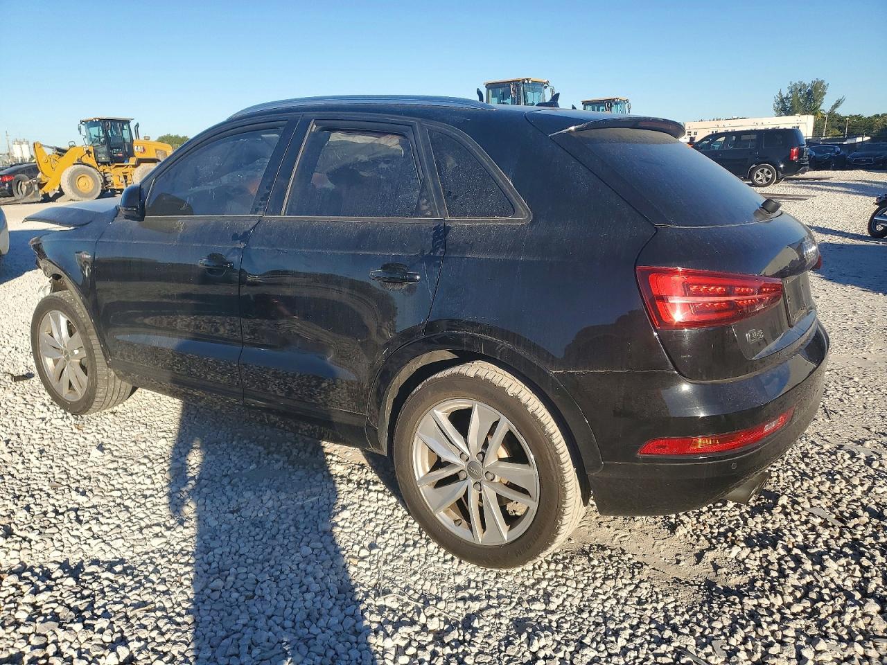 2018 AUDI Q3 PREMIUM photo 2