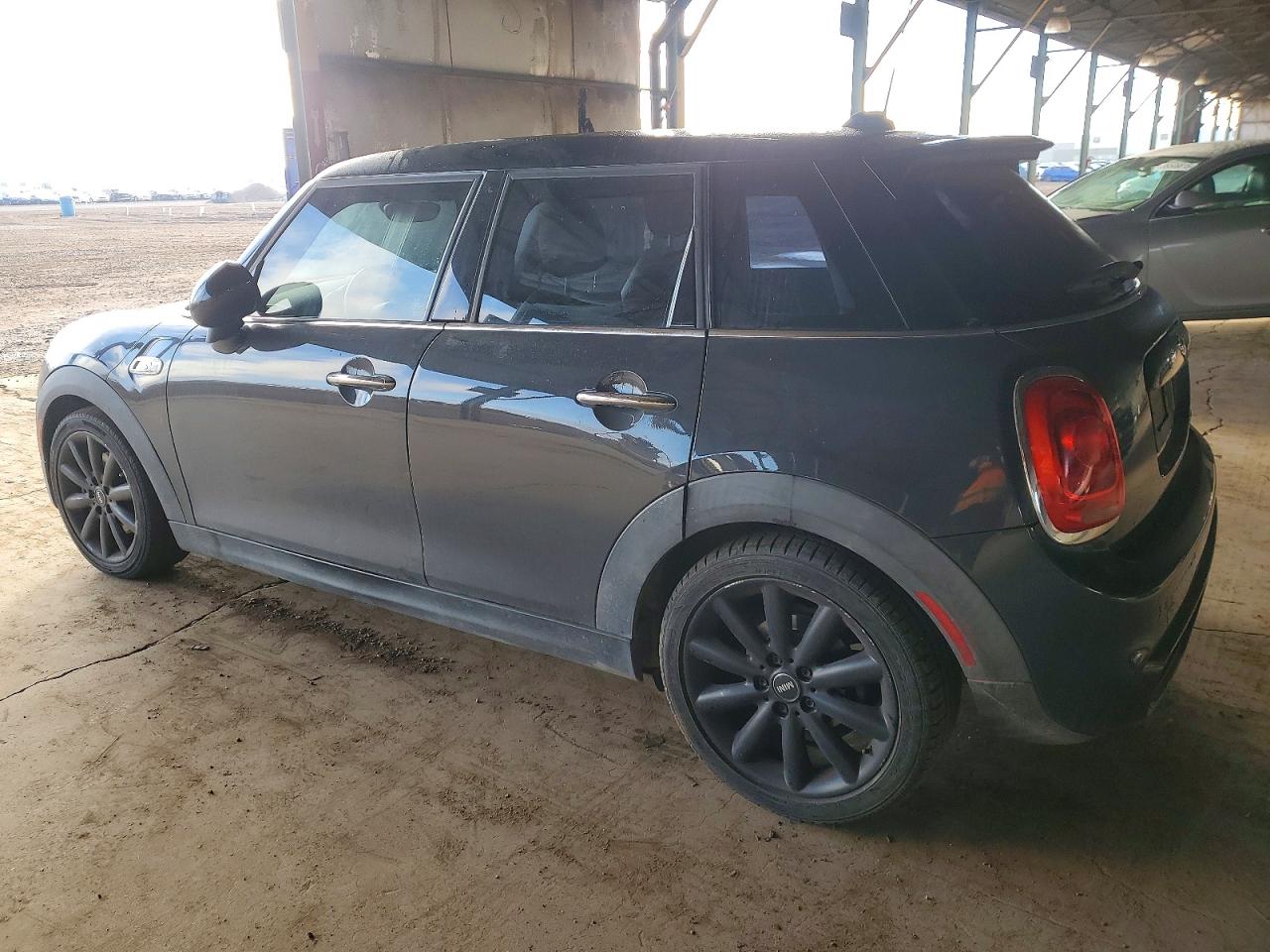 2016 MINI COOPER S photo 2