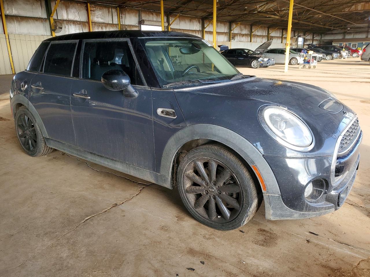 2016 MINI COOPER S photo 4
