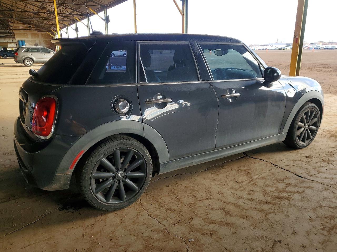 2016 MINI COOPER S photo 3