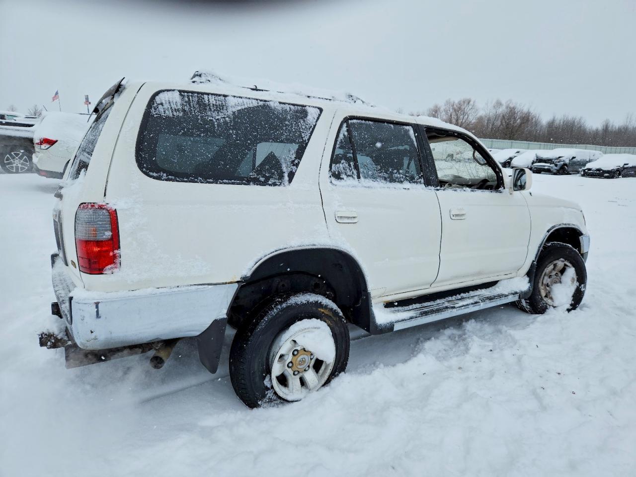 1998 TOYOTA 4RUNNER SR5 photo 3