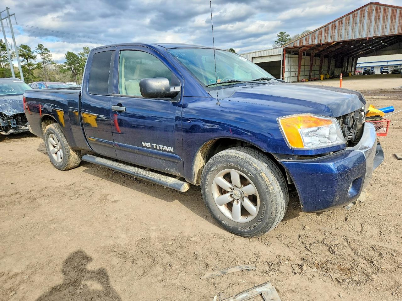 2012 NISSAN TITAN S photo 4