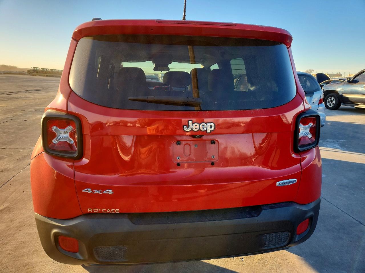 2017 JEEP RENEGADE LATITUDE photo 6