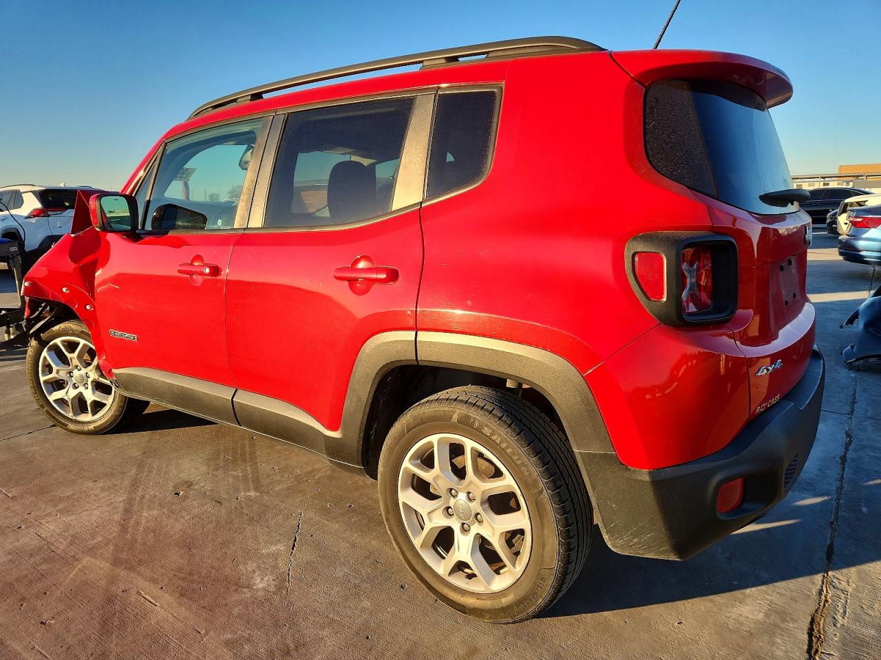 2017 JEEP RENEGADE LATITUDE photo 2