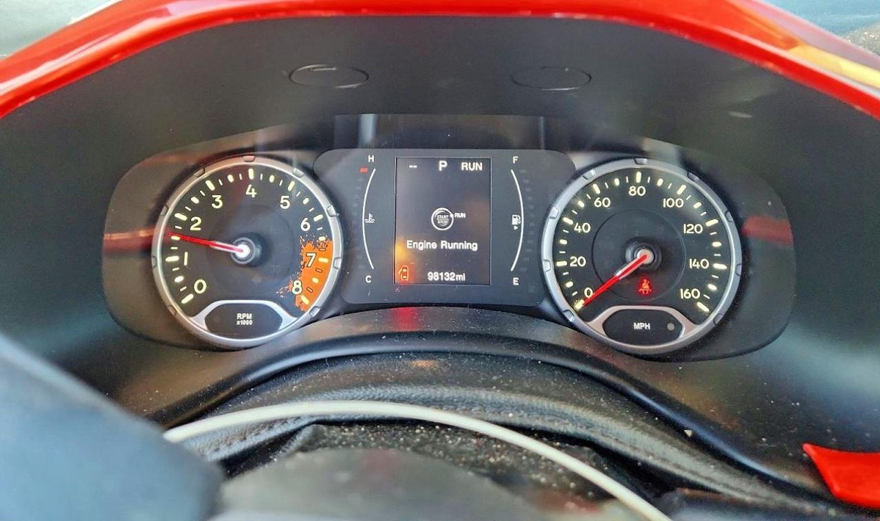 2017 JEEP RENEGADE LATITUDE photo 9