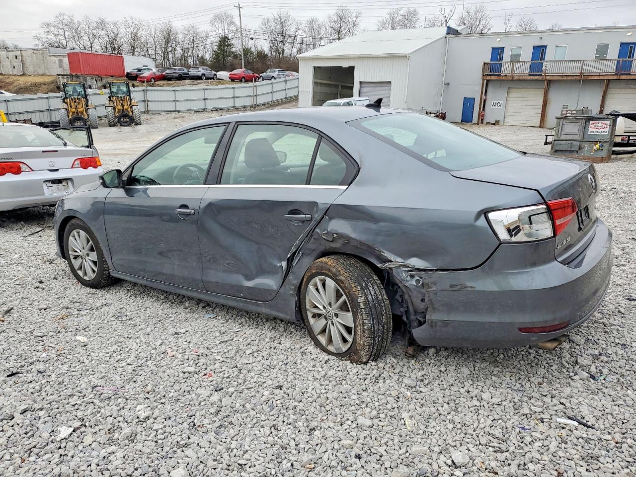 2015 VOLKSWAGEN JETTA TDI photo 2
