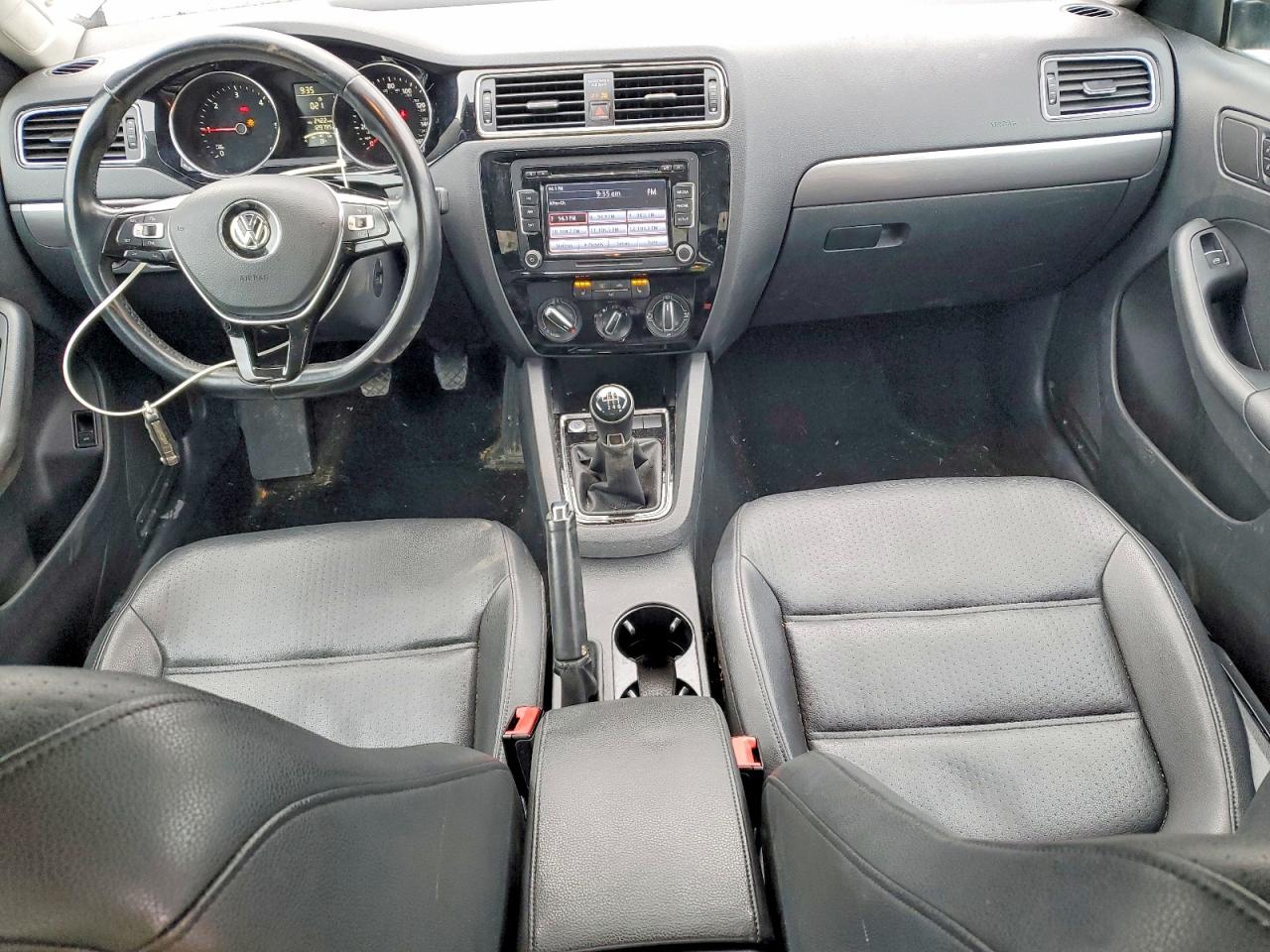 2015 VOLKSWAGEN JETTA TDI photo 8