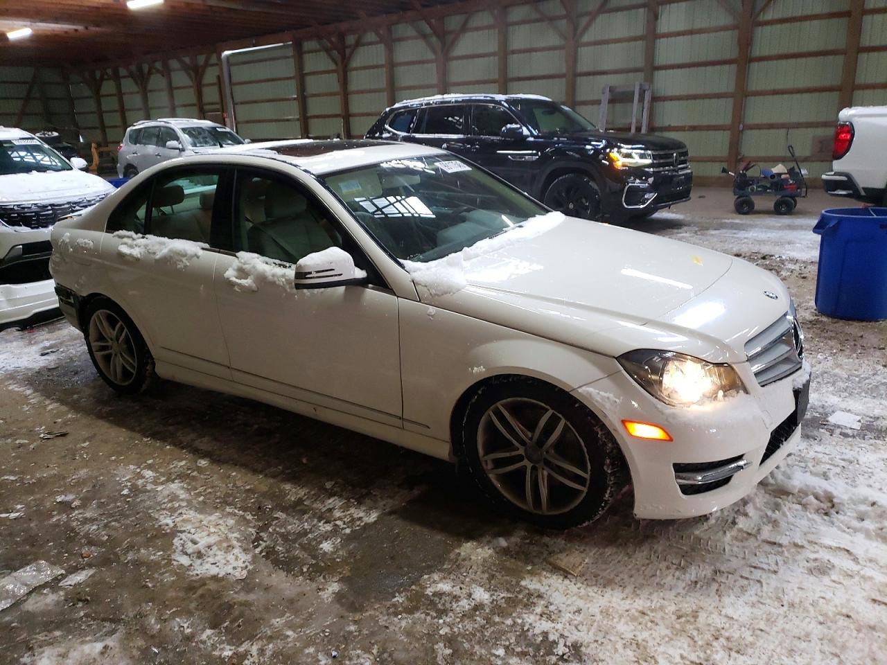 2013 MERCEDES-BENZ C 300 4MATIC photo 4