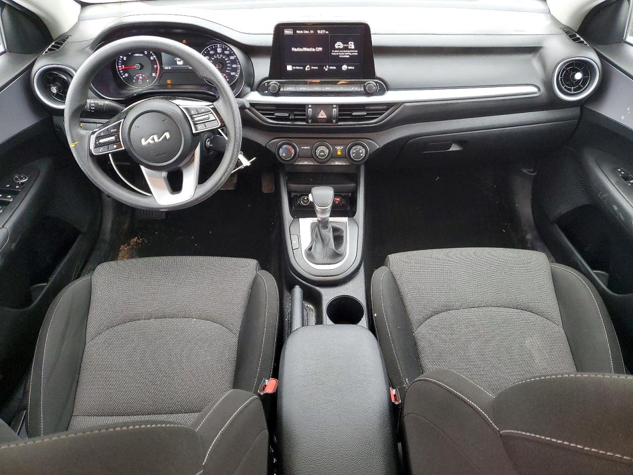2024 KIA FORTE LX photo 15
