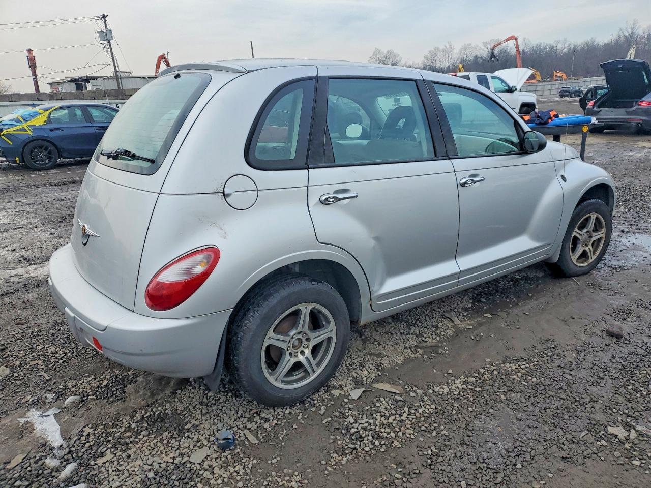 2009 CHRYSLER PT CRUISER photo 3