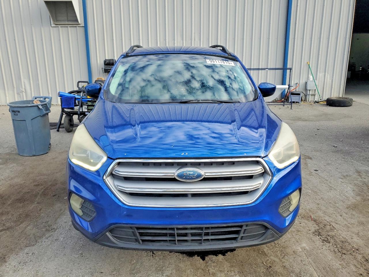 2017 FORD ESCAPE SE photo 5