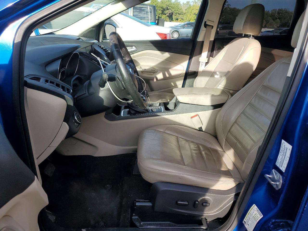 2017 FORD ESCAPE SE photo 7