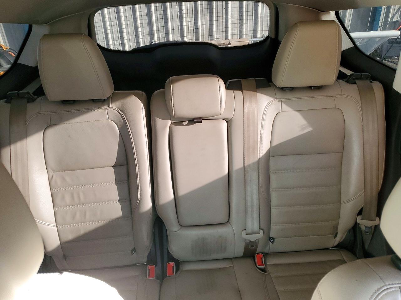 2017 FORD ESCAPE SE photo 10