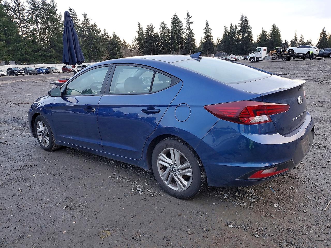 2020 HYUNDAI ELANTRA SEL photo 2
