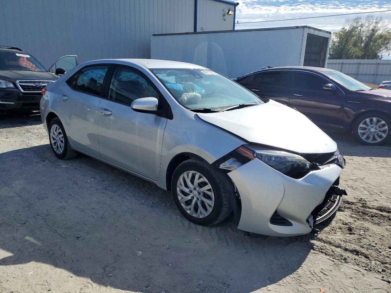 2018 TOYOTA COROLLA L photo 4