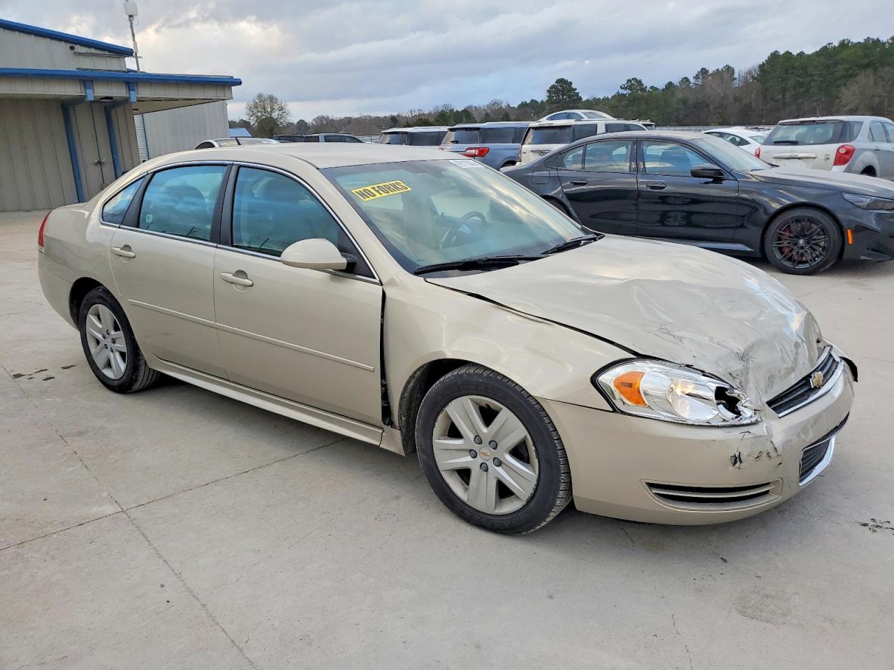 2011 CHEVROLET IMPALA LS photo 4