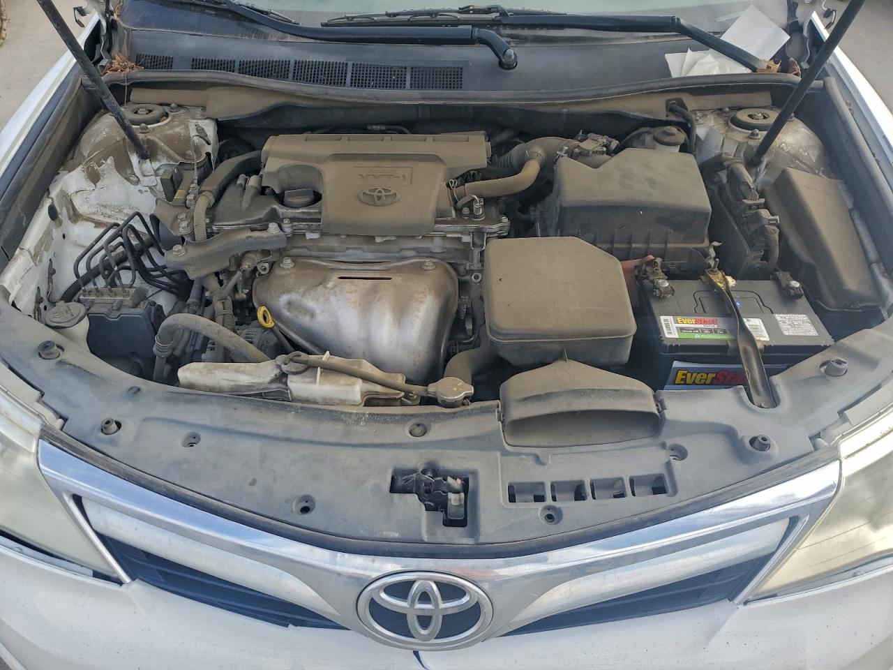 2013 TOYOTA CAMRY L photo 11