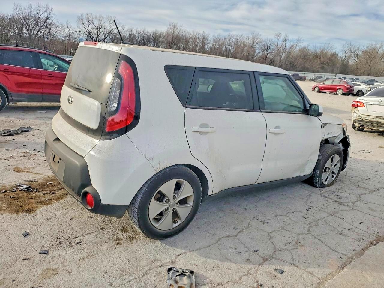 2016 KIA SOUL photo 3