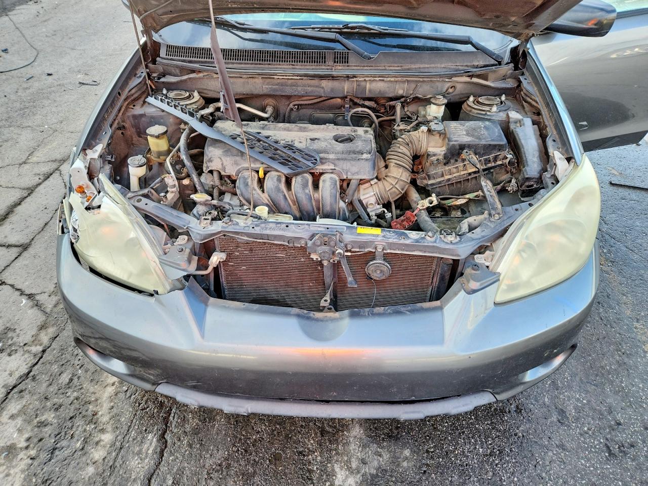 2006 TOYOTA COROLLA MATRIX XR photo 12