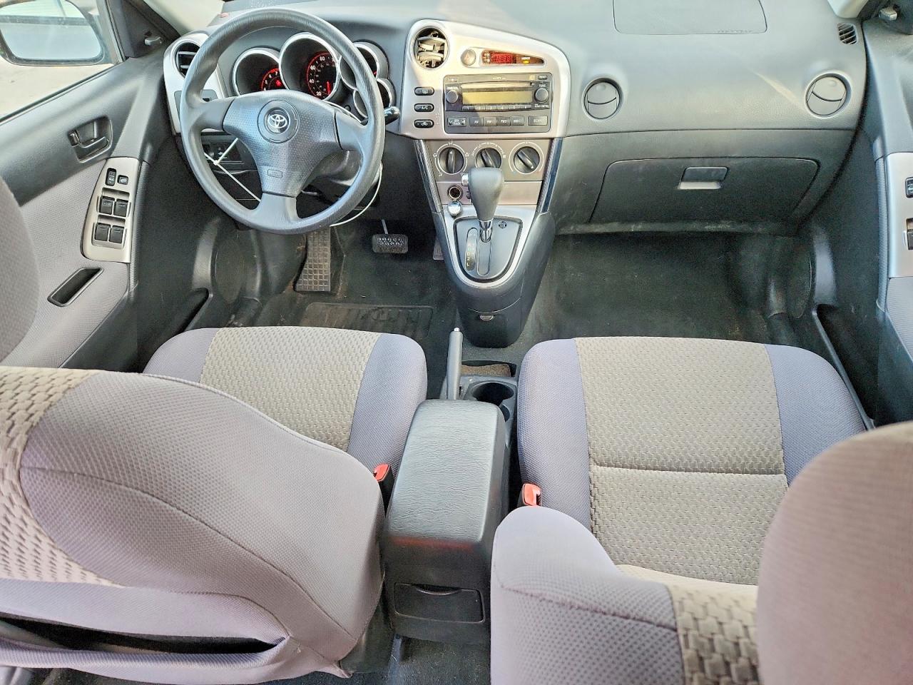 2006 TOYOTA COROLLA MATRIX XR photo 8