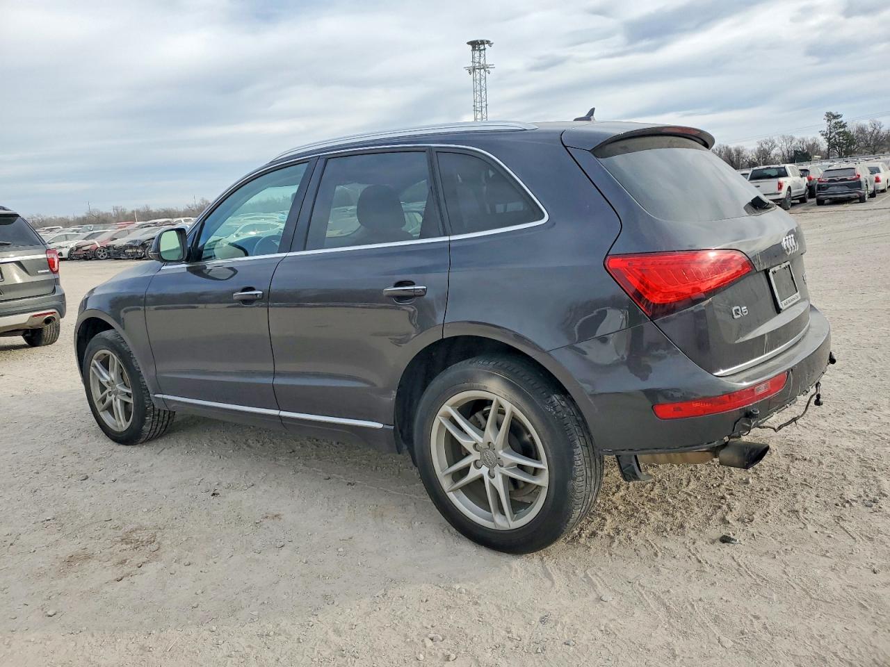 2016 AUDI Q5 photo 2