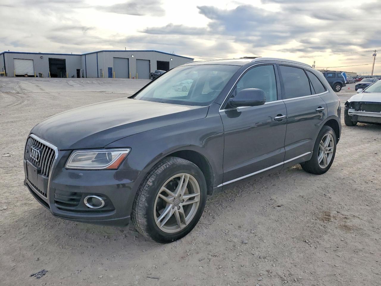 2016 AUDI Q5
