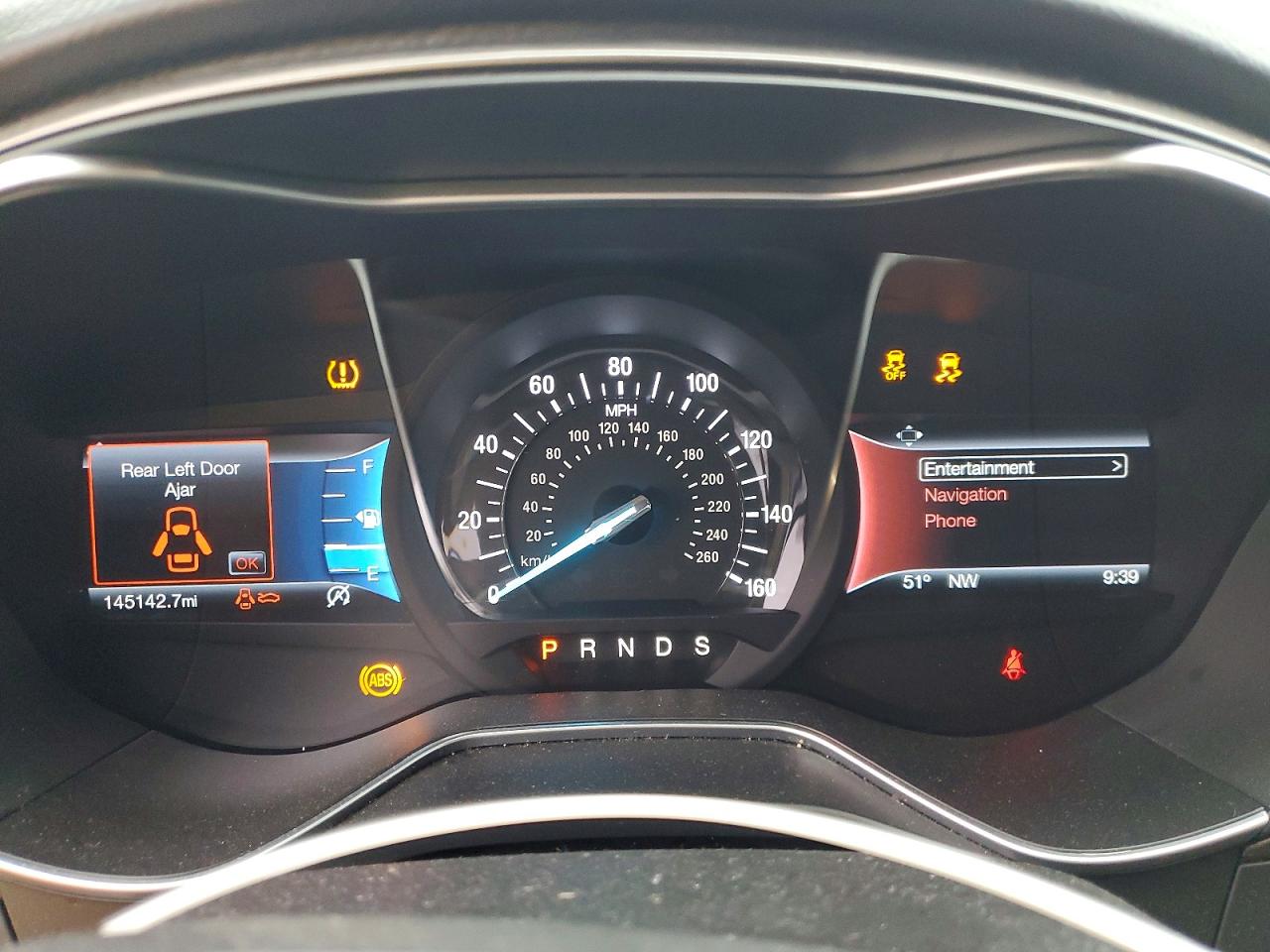 2017 FORD FUSION SE photo 17